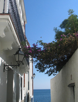 Et deixo Un Pont de mar blava